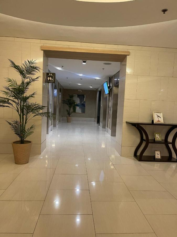 Amour Staycation Shell Residences Манила Экстерьер фото
