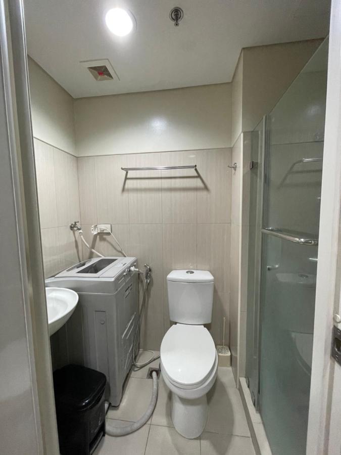 Amour Staycation Shell Residences Манила Экстерьер фото
