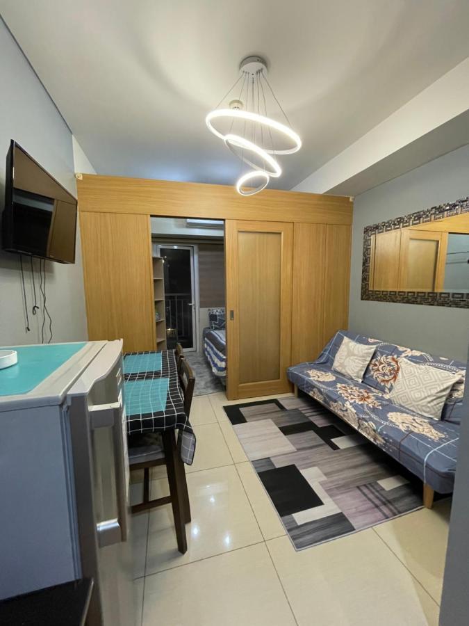 Amour Staycation Shell Residences Манила Экстерьер фото